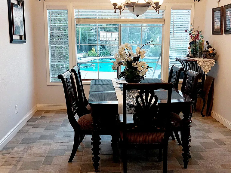 4215 San Ramon Dr — Photo 10