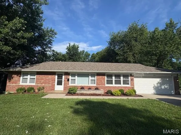 9921 Norbridge Ln, Saint Louis, MO 63137