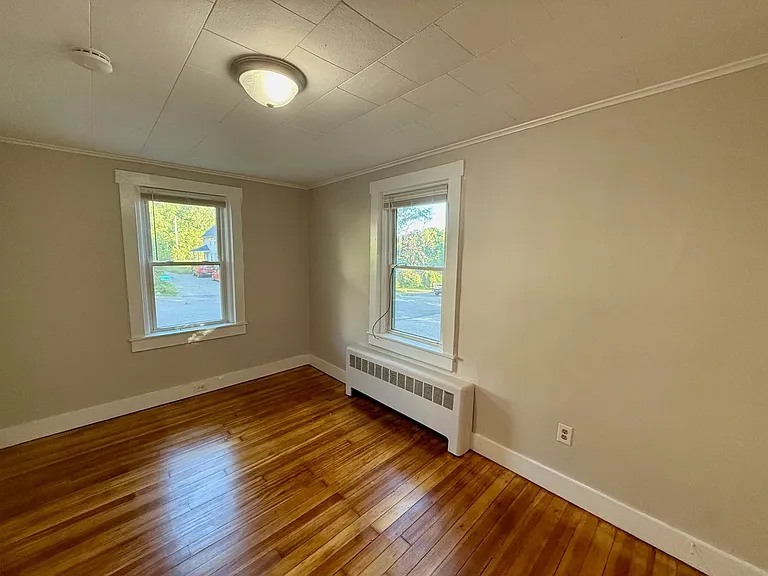 17 Buck St — Photo 4