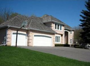 14910 McGinty Rd W, Wayzata, MN 55391