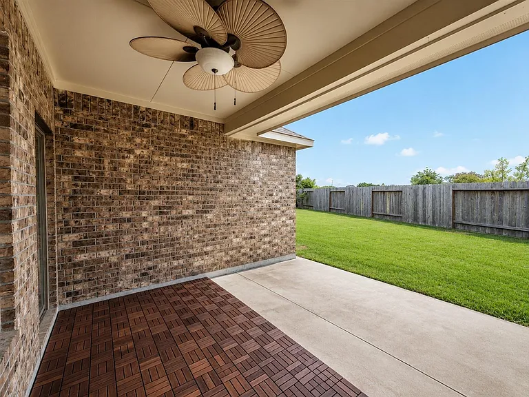7506 Amber Village Cir — Photo 21