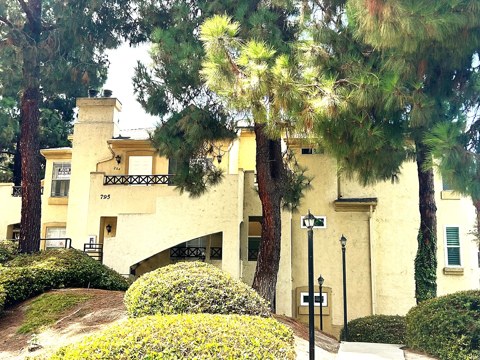 2 bed, $2,795 — Photo 3