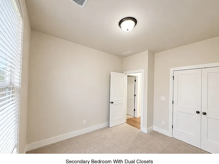 113 Pinecone Pl — Photo 14