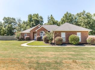 111 Holly Point, Warner Robins, GA 31088