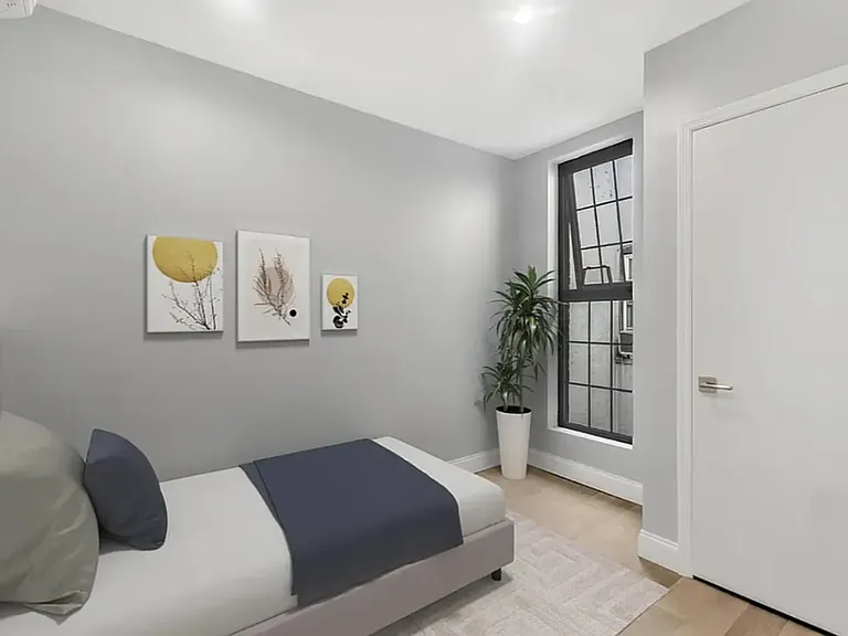 1656 De Kalb Ave #3R — Photo 5
