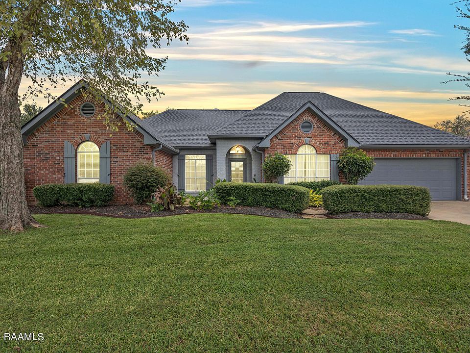 1st image of 111 Rushmore Ln