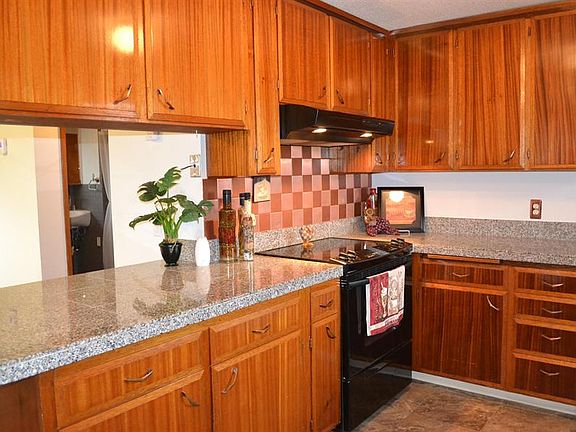 3rd image of 5020 30th St NE
