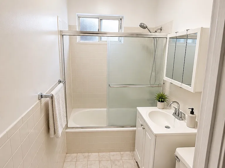 152 S Maple Dr #7 — Photo 10
