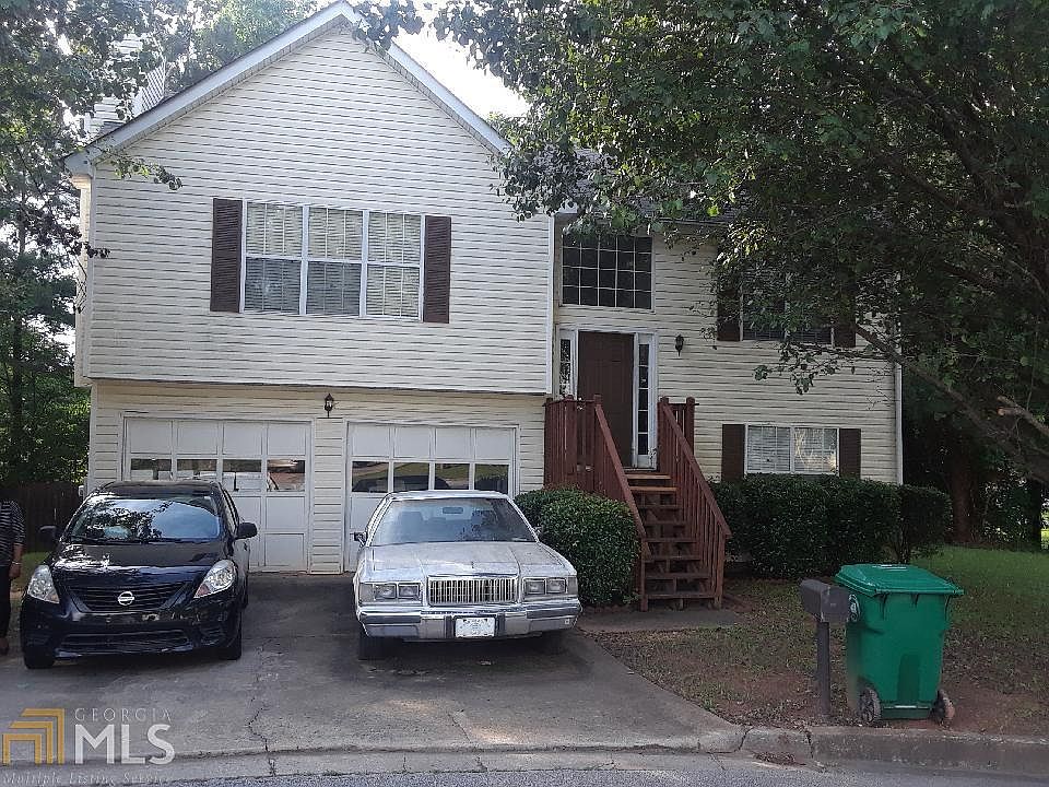 2nd image of 4988 Hidden Creek Ct
