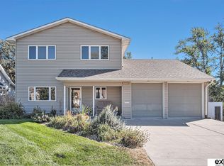 5221 S 80th St, Ralston, NE 68127