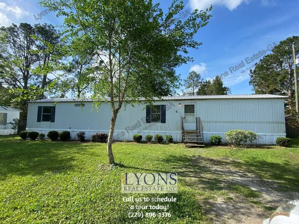 1913 Windsor Ave, Nashville, GA 31639