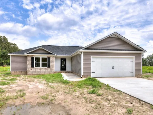 301 S Hampton St, Pinewood, SC 29125