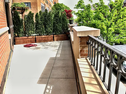 Rented by NY Space Finders Inc. | media 47