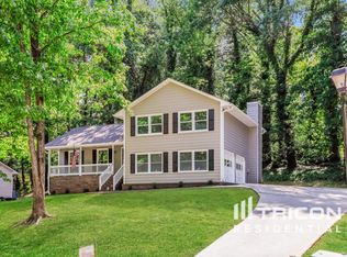 818 Huntington Way NW, Lilburn, GA 30047
