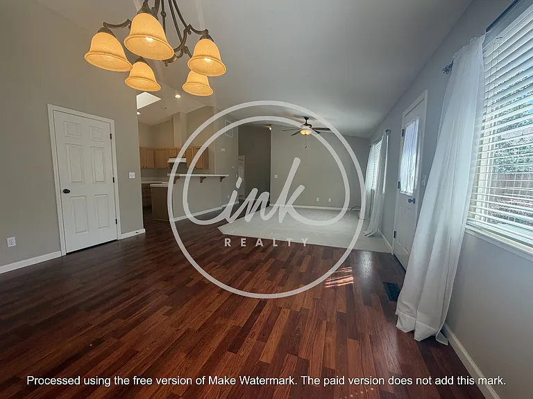 1465 Garden Glen Ct — Photo 3