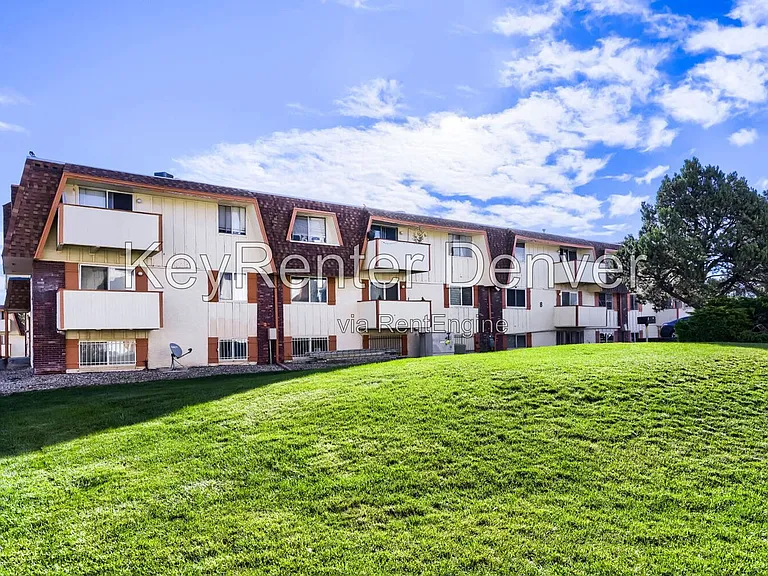 10211 Ura Ln #8-107 — Photo 16