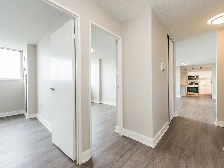 220 Steeles Ave W #A — Photo 4