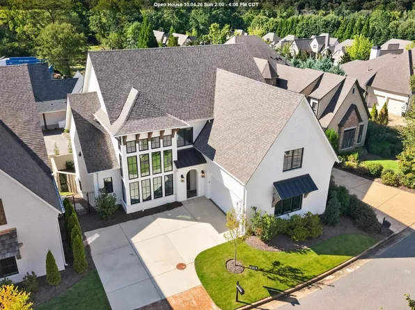 1719 Collinwood Ct, Vestavia Hills, AL 35216