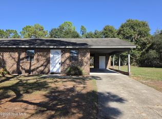 4 Queens Haven Ct #B, Hubert, NC 28539
