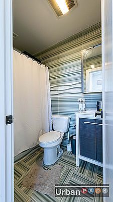2nd image of 936 De Kalb Ave #401
