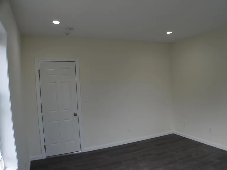 563 Burritt St #1N — Photo 15