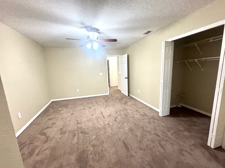 2800 Countryside Blvd #1-33 — Photo 17