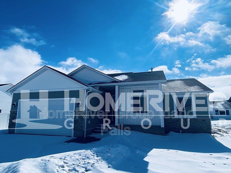 1st image of 579 Aylend Ct
