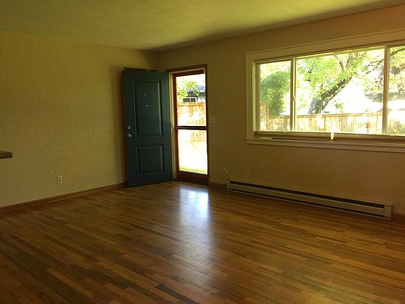 Living room / entrance