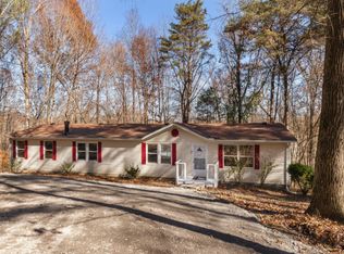 3995 E Leonard Rd, Clarksville, TN 37043