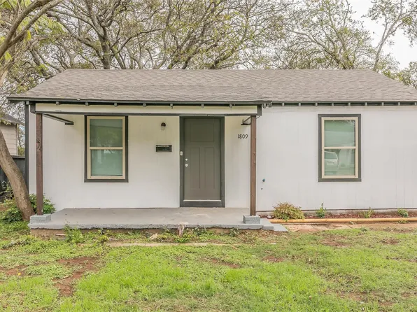 1809 Daniel St, Fort Worth, TX 76104