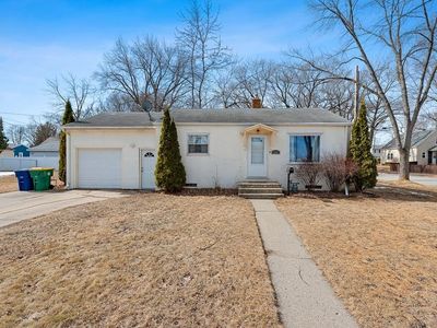 569 Larscheid St, Green Bay, WI, 54302