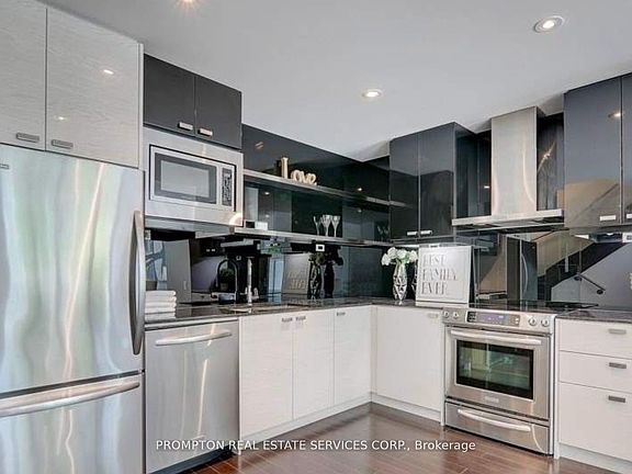 2nd image of 121 McMahon Dr #10