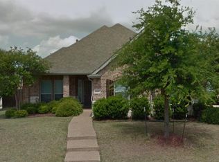 1107 Oak Ridge Rd, Forney, TX 75126