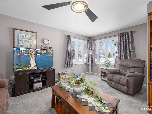 5th image of 127 Garden Dr