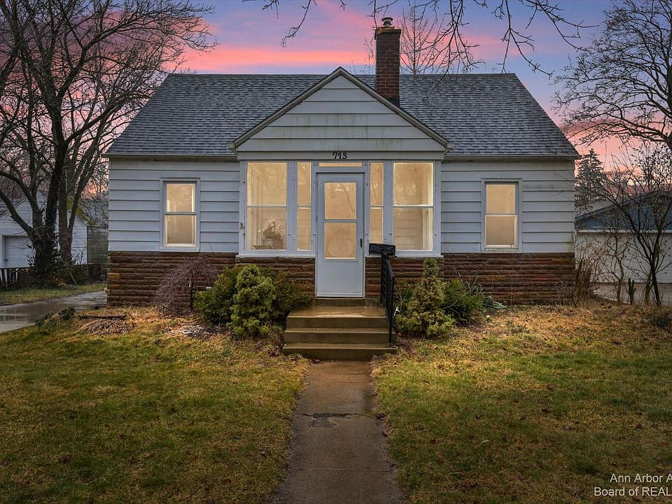 1st image of 713 Carver Ave