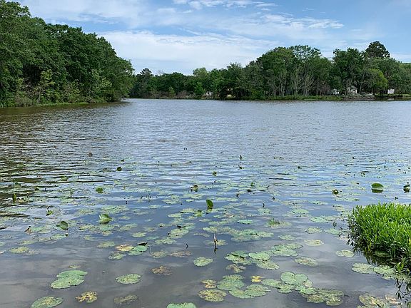 Rolling Hills Lake. Just around the corner.