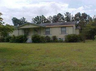 11 Little Lake Rd, Phenix City, AL 36869