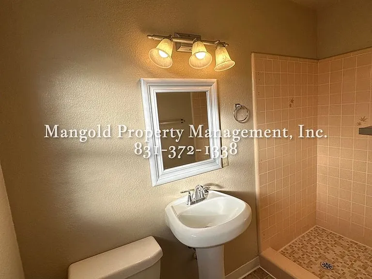 1126 Sunnyhill Ct — Photo 8