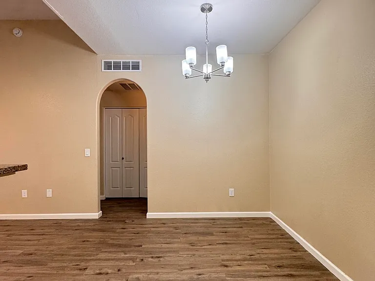2929 W Yorkshire Dr #2110 — Photo 13