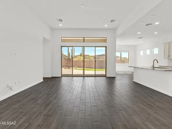 14776 N Blue Juniper Ln, Marana, AZ 85658