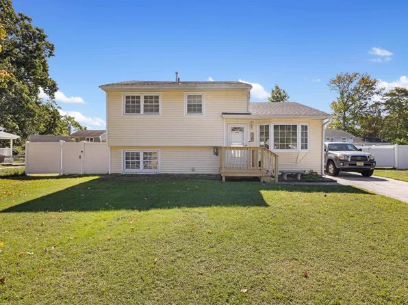 104 Apple Blossom Dr, Cape May, NJ 08204