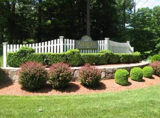 1 Gable Ridge Rd, Westborough, MA 01581