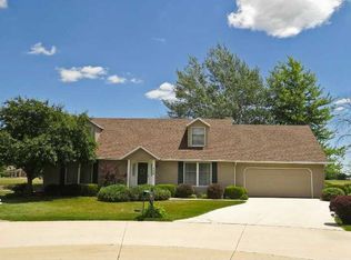 138 Lago Vue Ct, Saint Marys, OH 45885