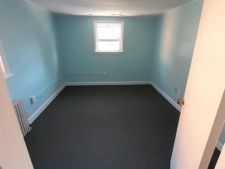 Small bedroom 1
