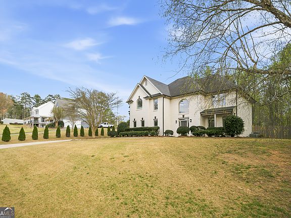 2nd image of 3905 Preston Oak Ln