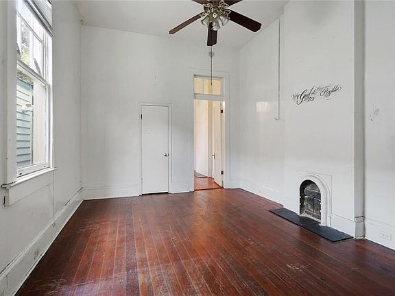 4th image of 2123-25 Chippewa St
