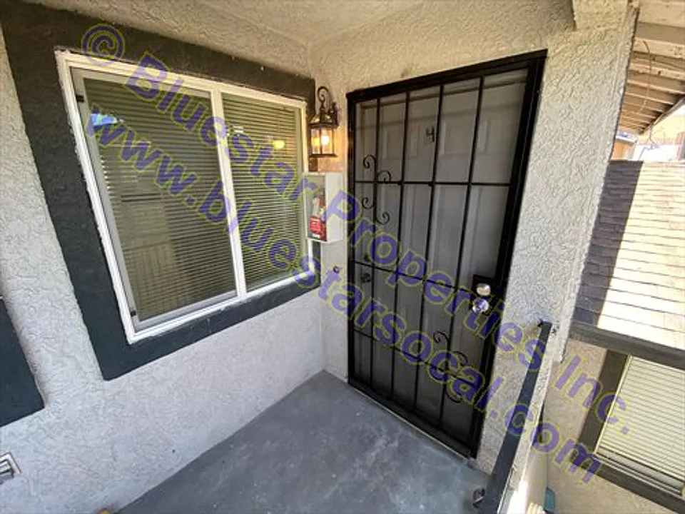 16450 Lariat Rd #1-4