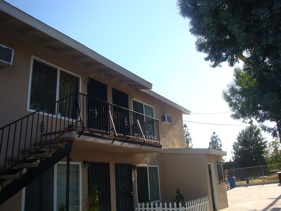 1st image of 1541 N Hope Ave APT D