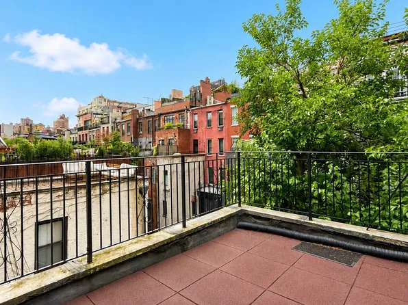 17 West 74th Street image 1 of 10