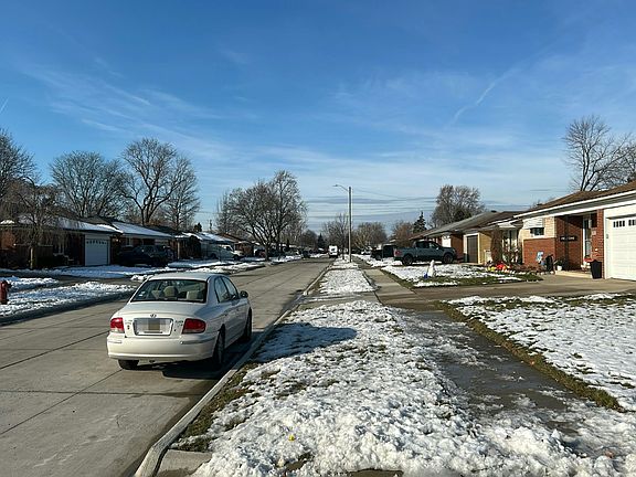 4th image of 13217 Cromie Dr